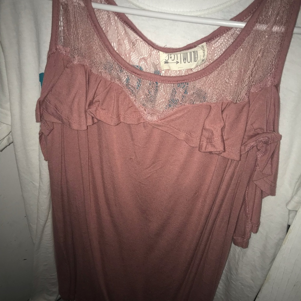 Shirt off shoulder